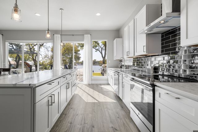 6811 Briar Road, Azle, TX 76020