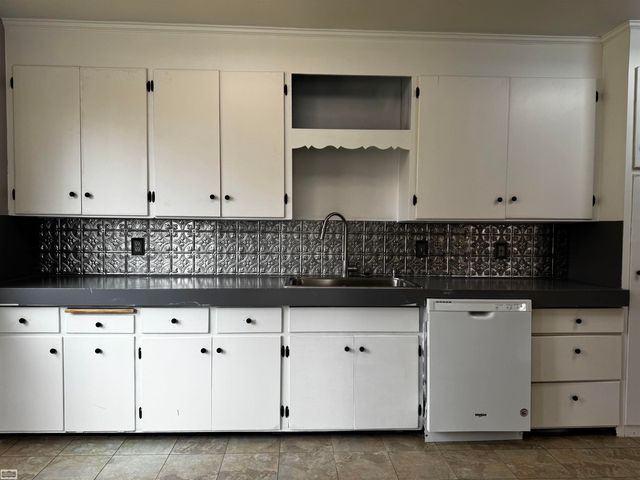 73615 Church Street, Armada Twp, MI 48005