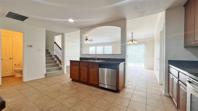 1724 Quails Nest Drive, Fort Worth, TX 76177