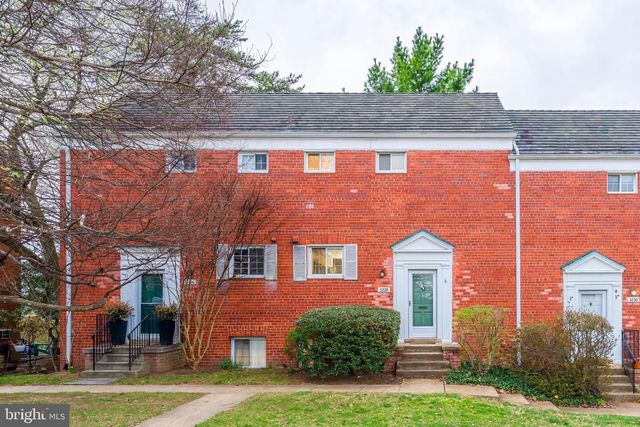 3228 WELLINGTON RD, Alexandria, VA 22302