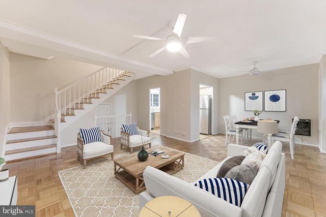 3228 WELLINGTON RD, Alexandria, VA 22302