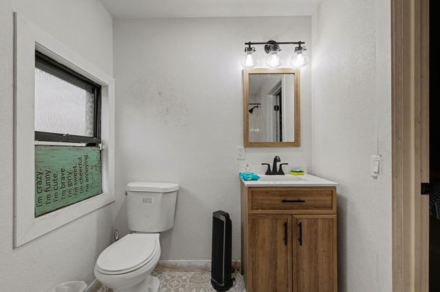 1113 Commerce Drive, Greenville, TX 75401