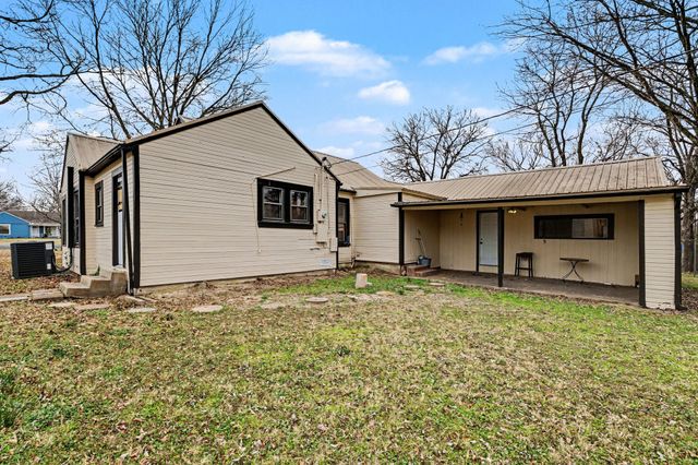 1113 Commerce Drive, Greenville, TX 75401