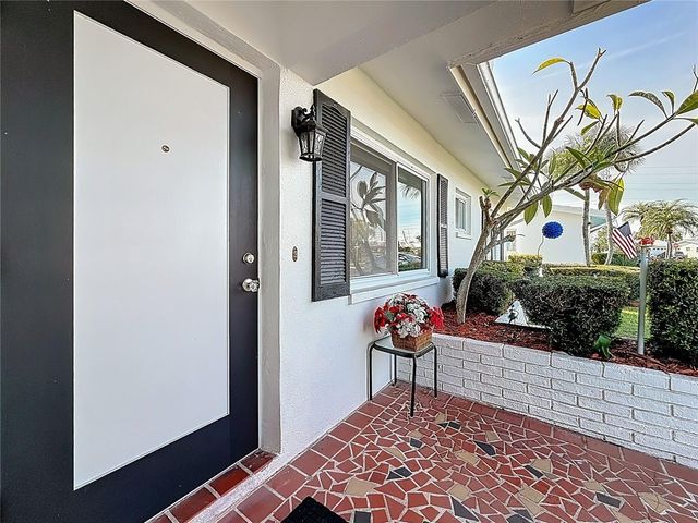 9729 36TH WAY N 4, Pinellas Park, FL 33782