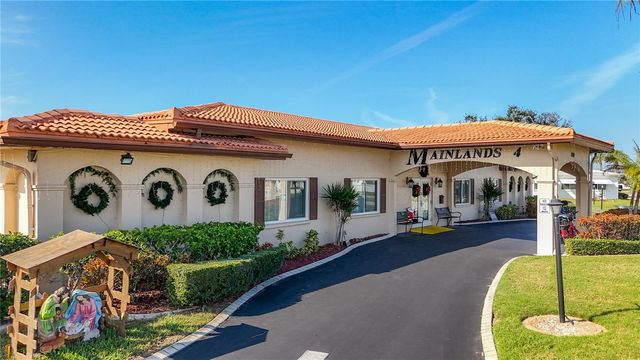 9729 36TH WAY N 4, Pinellas Park, FL 33782