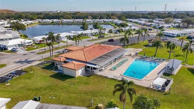 9729 36TH WAY N 4, Pinellas Park, FL 33782