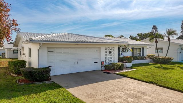 9729 36TH WAY N 4, Pinellas Park, FL 33782