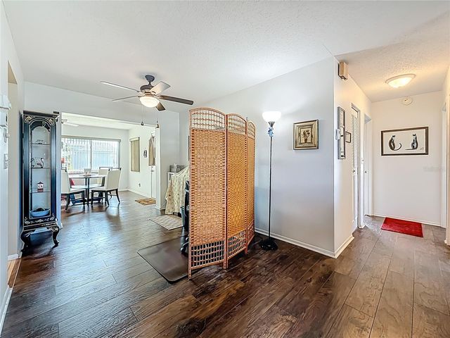 9729 36TH WAY N 4, Pinellas Park, FL 33782