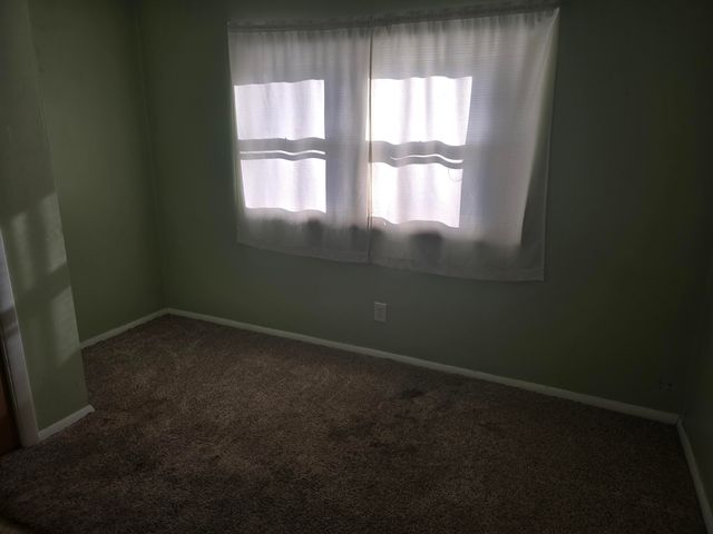 6862 NE Suburban Drive, Michigan City, IN 46360