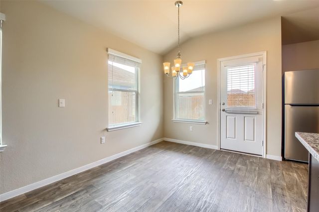 102 Sulphur River LOOP, Hutto, TX 78634