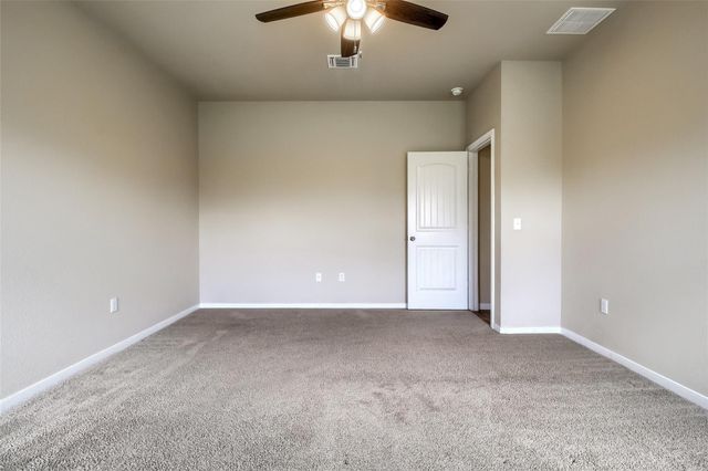 102 Sulphur River LOOP, Hutto, TX 78634