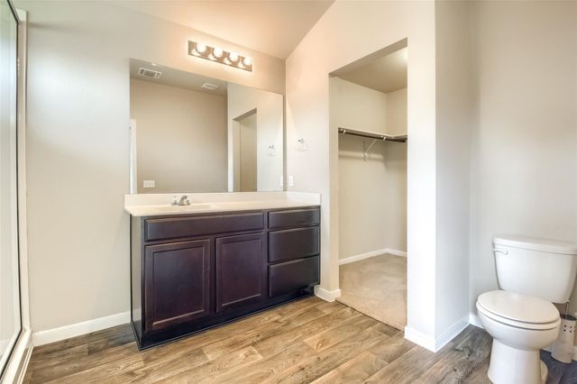 102 Sulphur River LOOP, Hutto, TX 78634