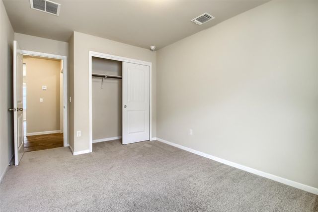 102 Sulphur River LOOP, Hutto, TX 78634