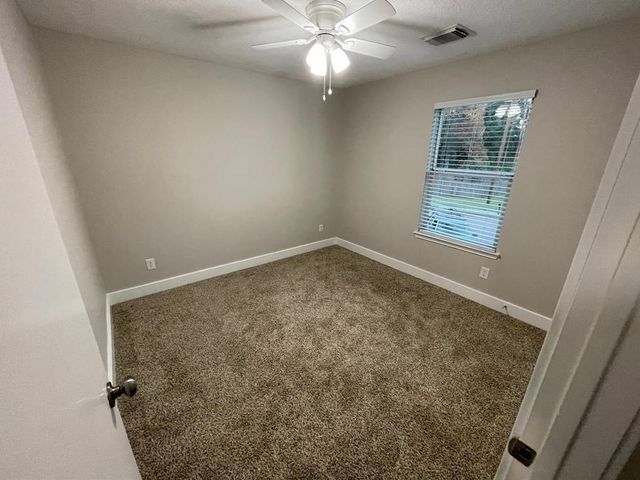 906 Yacht Court, Crosby, TX 77532