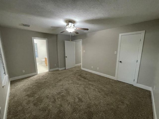 906 Yacht Court, Crosby, TX 77532