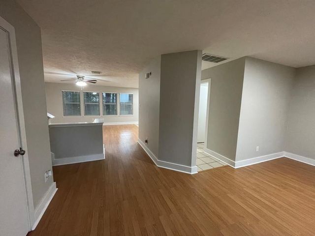 906 Yacht Court, Crosby, TX 77532