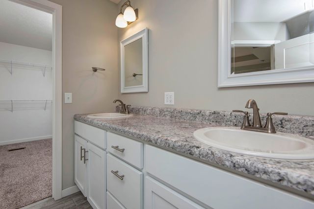 938 South Montpelier Court, Republic, MO 65738