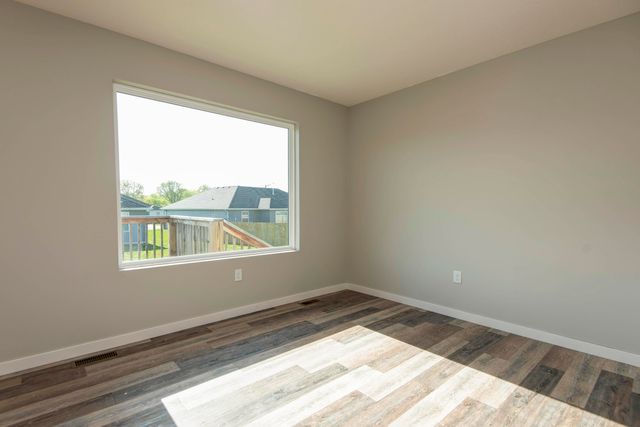 938 South Montpelier Court, Republic, MO 65738