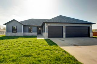 938 South Montpelier Court, Republic, MO 65738