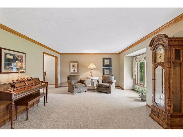1705 Laurel Avenue, Hudson, WI 54016