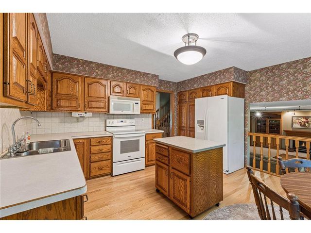 1705 Laurel Avenue, Hudson, WI 54016