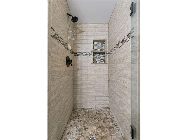 1705 Laurel Avenue, Hudson, WI 54016