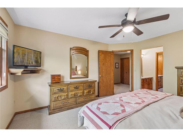 1705 Laurel Avenue, Hudson, WI 54016
