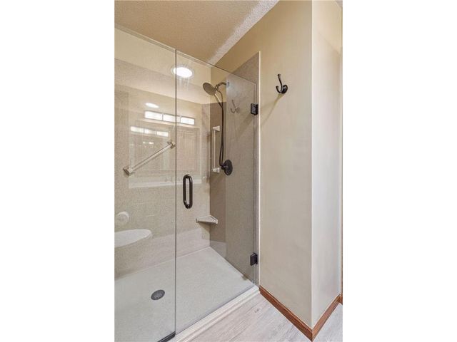 1705 Laurel Avenue, Hudson, WI 54016