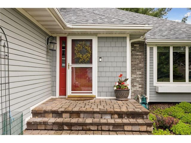 1705 Laurel Avenue, Hudson, WI 54016