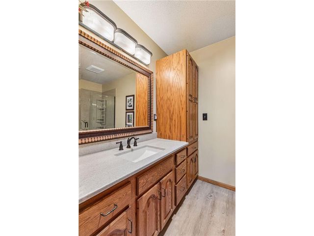 1705 Laurel Avenue, Hudson, WI 54016