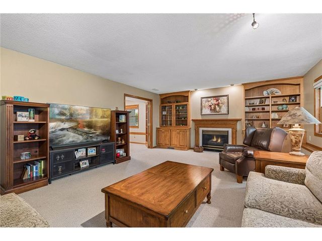 1705 Laurel Avenue, Hudson, WI 54016