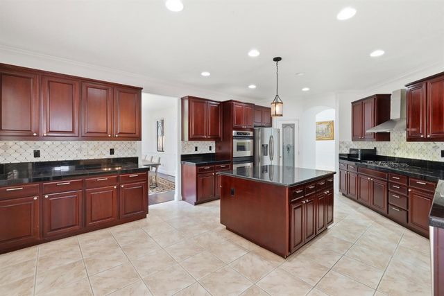 9707 Nature Trail Way, Elk Grove, CA 95757