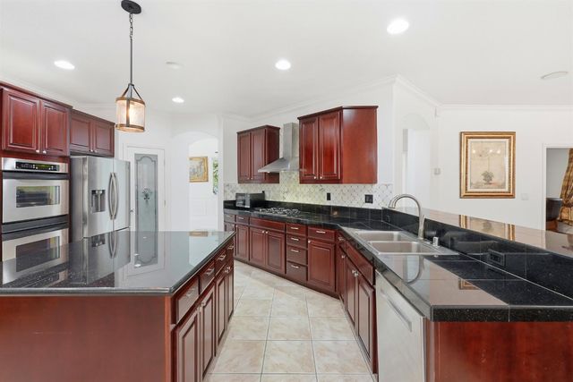 9707 Nature Trail Way, Elk Grove, CA 95757