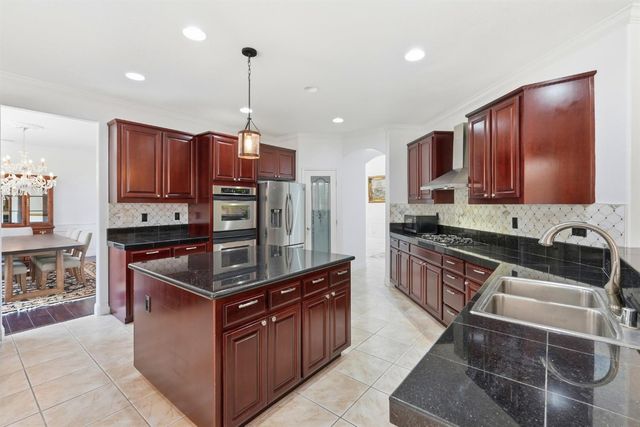 9707 Nature Trail Way, Elk Grove, CA 95757