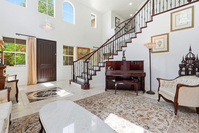 9707 Nature Trail Way, Elk Grove, CA 95757