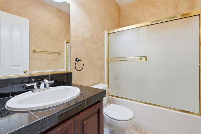 9707 Nature Trail Way, Elk Grove, CA 95757