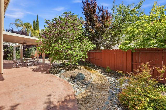 9707 Nature Trail Way, Elk Grove, CA 95757