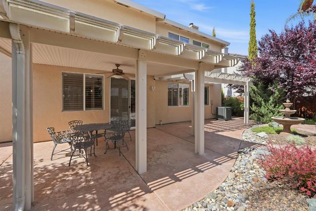 9707 Nature Trail Way, Elk Grove, CA 95757