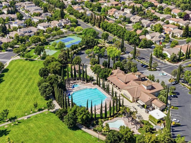 9707 Nature Trail Way, Elk Grove, CA 95757