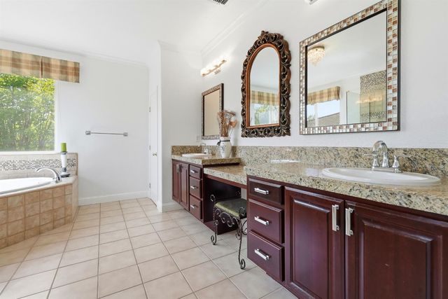 9707 Nature Trail Way, Elk Grove, CA 95757