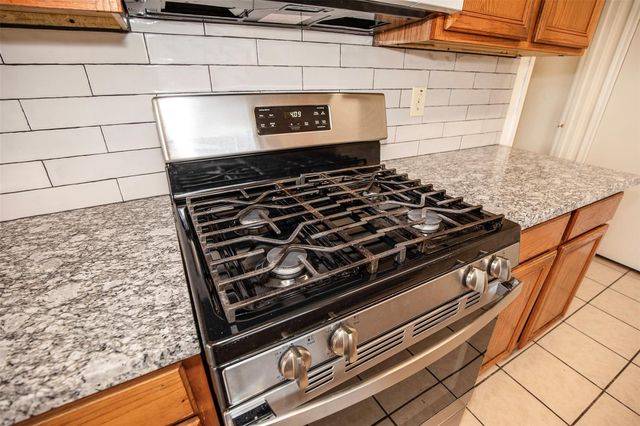 11514 Sagecreek Drive, Houston, TX 77089
