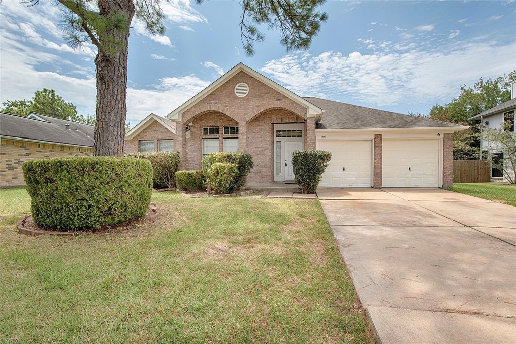 11514 Sagecreek Drive, Houston, TX 77089