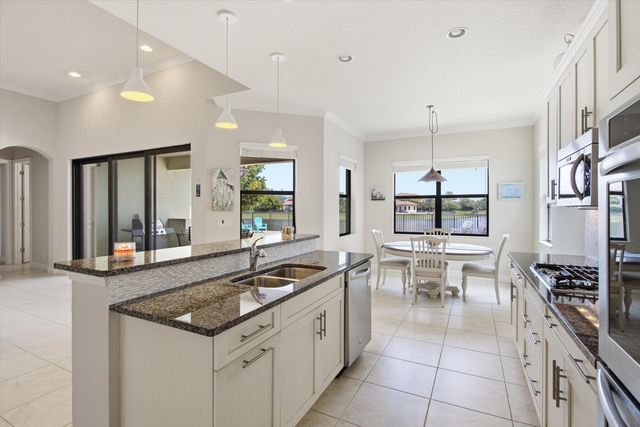 11513 NW 81st Place, Parkland, FL 33076