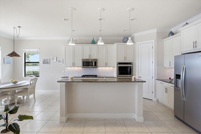 11513 NW 81st Place, Parkland, FL 33076