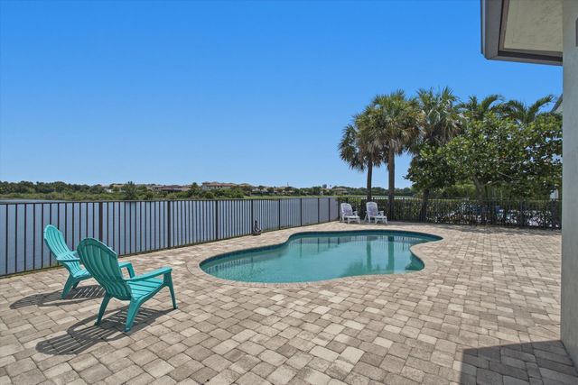 11513 NW 81st Place, Parkland, FL 33076