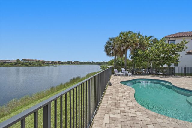 11513 NW 81st Place, Parkland, FL 33076