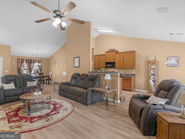 217 Happy Trail, Locust Grove, GA 30248