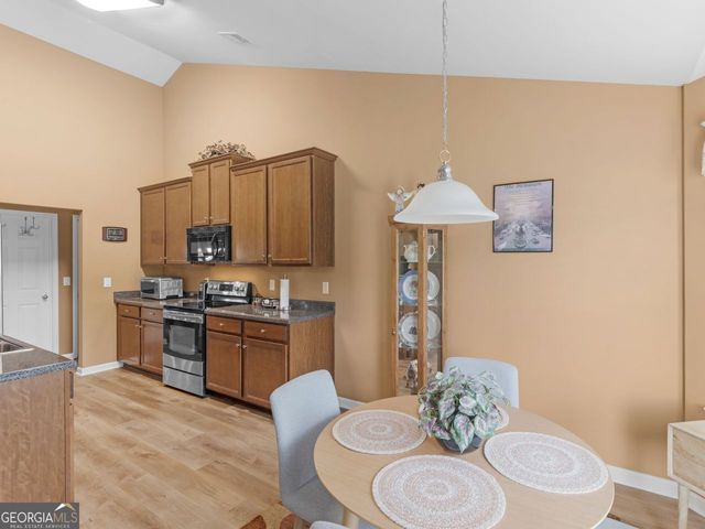 217 Happy Trail, Locust Grove, GA 30248