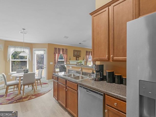 217 Happy Trail, Locust Grove, GA 30248