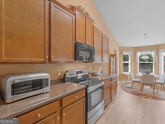 217 Happy Trail, Locust Grove, GA 30248